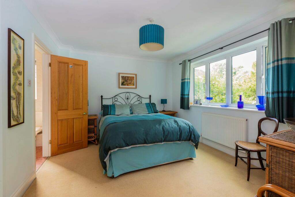 Interior Painting, Berkshire Surrey Painters & Decorators